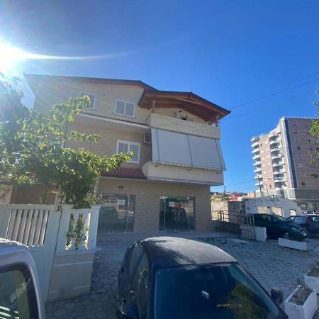 Trip-Stop Apartments Vlorë Exterior foto